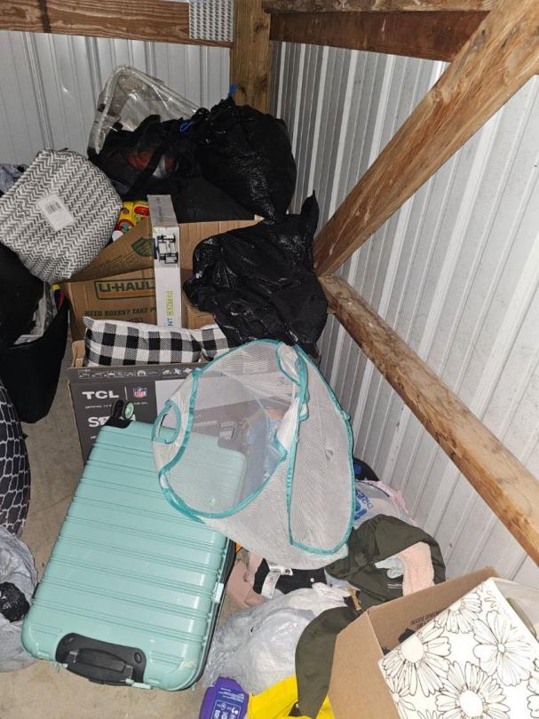 Storage Unit Auction in Peoria, IL at Peoria Storage Center Plank